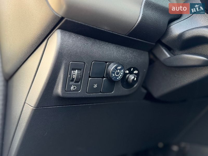 Седан Citroen C-Elysee 2017 в Киеве