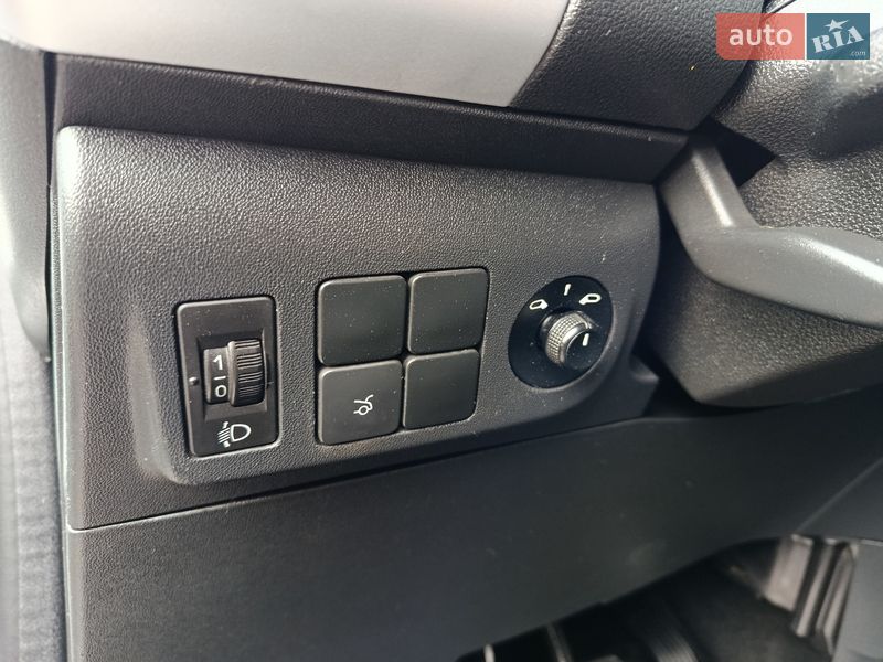 Седан Citroen C-Elysee 2013 в Хмельницькому