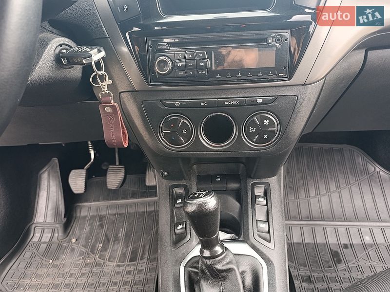 Седан Citroen C-Elysee 2013 в Виннице
