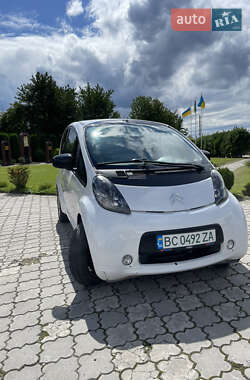 Хетчбек Citroen C-Zero 2010 в Золочеві