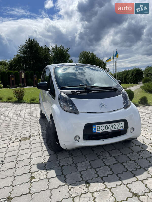 Хэтчбек Citroen C-Zero 2010 в Золочеве