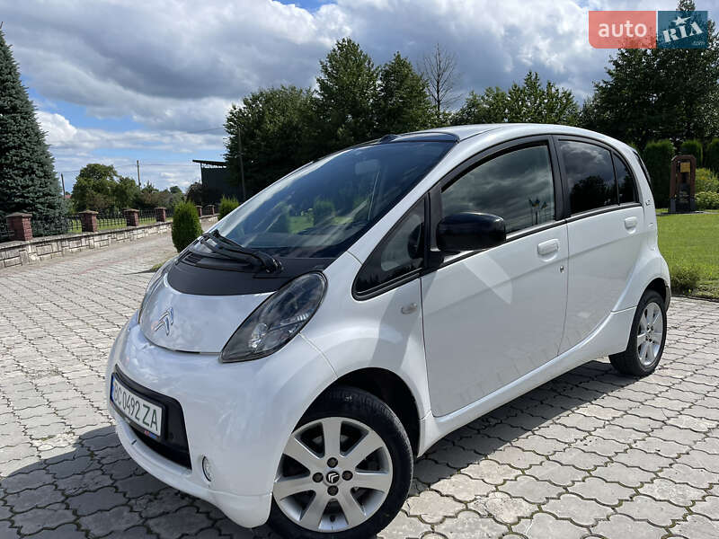 Хэтчбек Citroen C-Zero 2010 в Золочеве