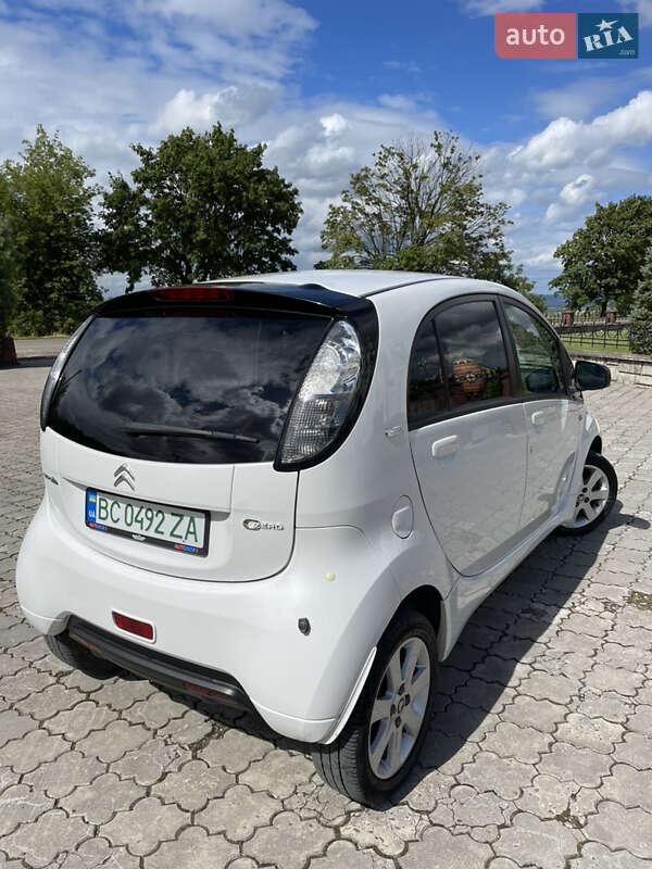 Хэтчбек Citroen C-Zero 2010 в Золочеве