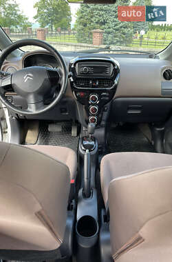 Хетчбек Citroen C-Zero 2010 в Золочеві