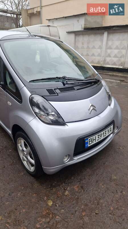 Citroen C-Zero 2011