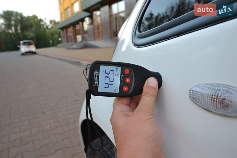 Хэтчбек Citroen C-Zero 2013 в Луцке