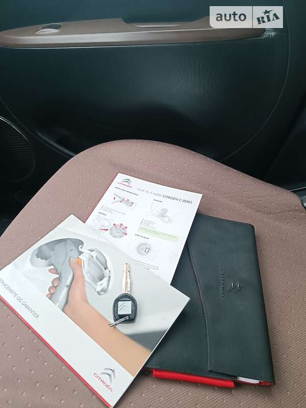 Хэтчбек Citroen C-Zero 2011 в Золочеве фото 3 Хэтчбек Citroen C-Zero 2011 в Золочеве