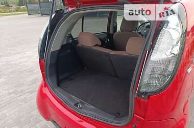 Хэтчбек Citroen C-Zero 2011 в 
