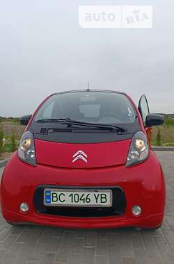 Хэтчбек Citroen C-Zero 2011 в 
