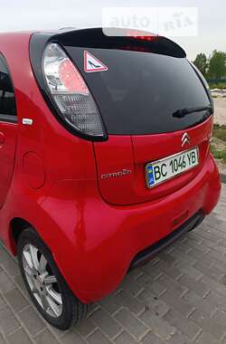 Хэтчбек Citroen C-Zero 2011 в 