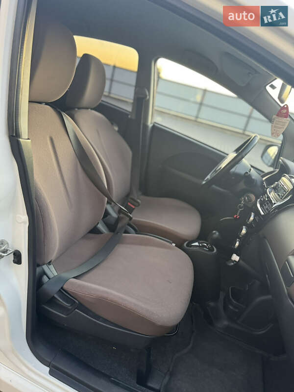 Хэтчбек Citroen C-Zero 2011 в Луцке