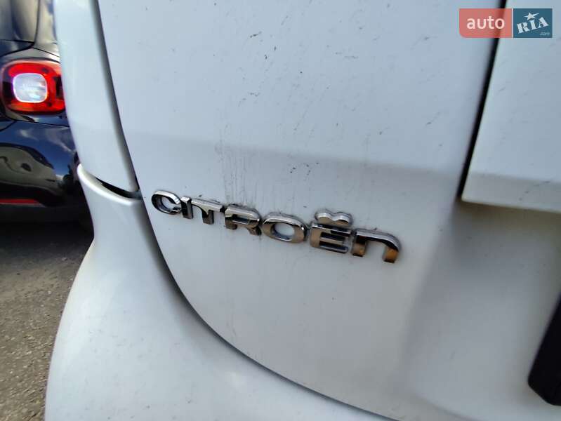 Хетчбек Citroen C-Zero 2011 в Києві