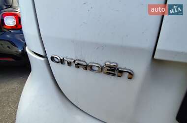 Хетчбек Citroen C-Zero 2011 в 