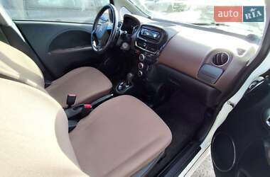 Хетчбек Citroen C-Zero 2011 в 