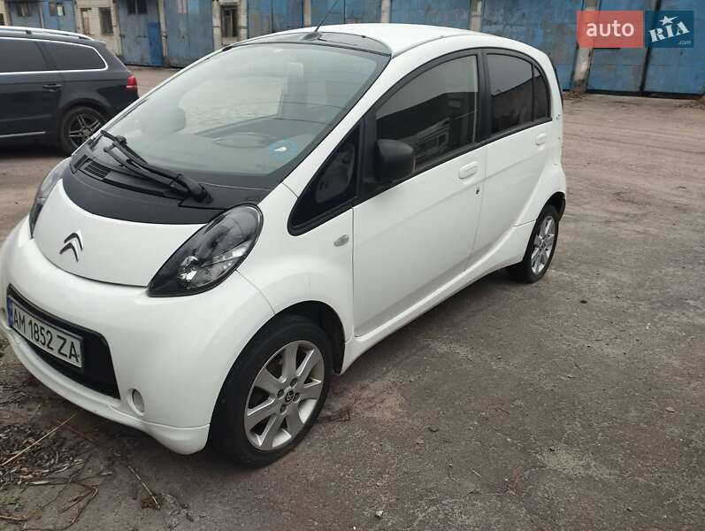 Хетчбек Citroen C-Zero 2014 в Житомирі