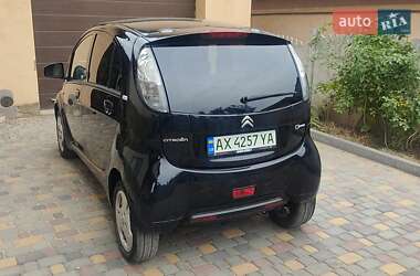 Хэтчбек Citroen C-Zero 2012 в 