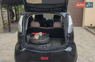 Хэтчбек Citroen C-Zero 2012 в 