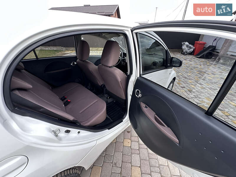 Хэтчбек Citroen C-Zero 2018 в Виннице