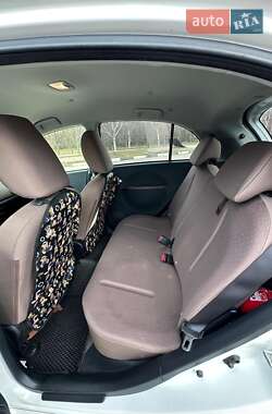 Хэтчбек Citroen C-Zero 2018 в 