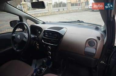 Хэтчбек Citroen C-Zero 2011 в 