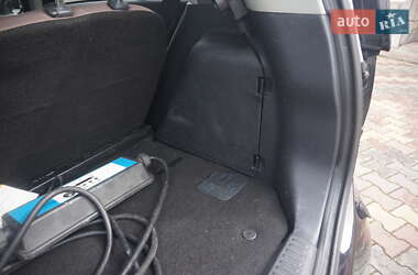 Хэтчбек Citroen C-Zero 2011 в 