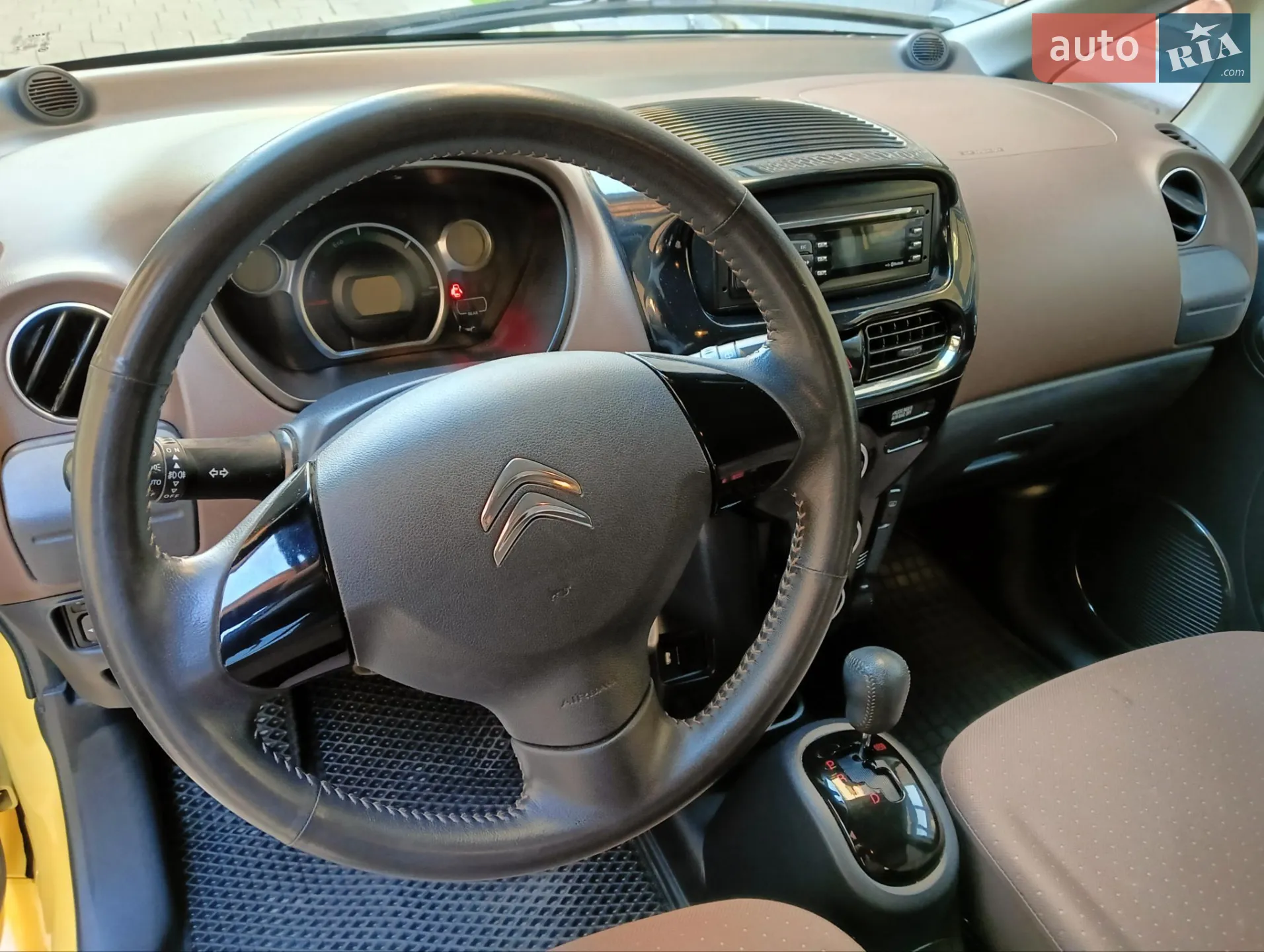 2011 Citroen C-ZERO - мініатюра 13