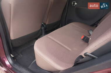 Хэтчбек Citroen C-Zero 2012 в 