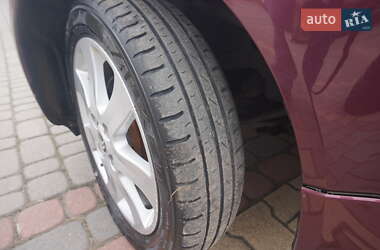 Хэтчбек Citroen C-Zero 2012 в 