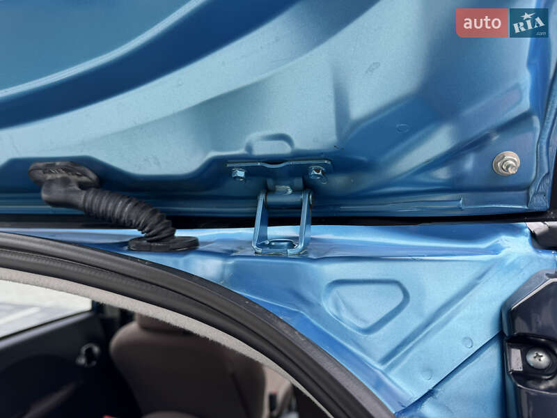 Хетчбек Citroen C-Zero 2015 в Львові