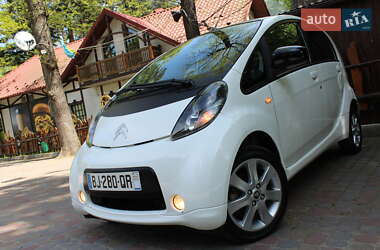 Хэтчбек Citroen C-Zero 2011 в 