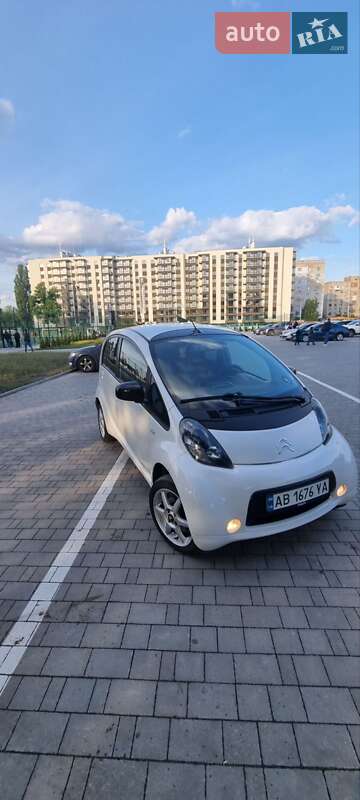 Хетчбек Citroen C-Zero 2012 в Вінниці