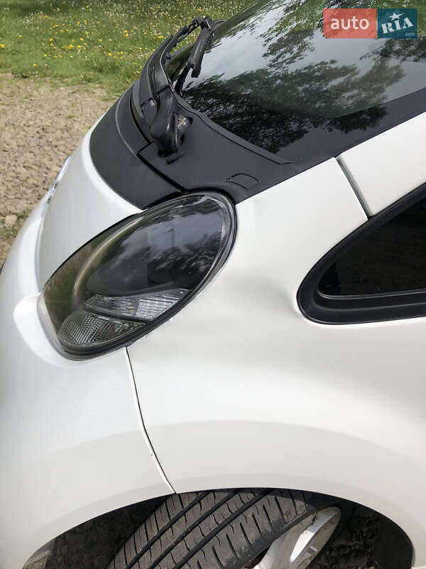 Хэтчбек Citroen C-Zero 2012 в Стрые