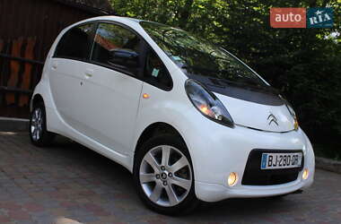 Хэтчбек Citroen C-Zero 2011 в 