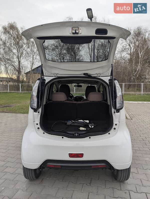 Хэтчбек Citroen C-Zero 2015 в Владимире