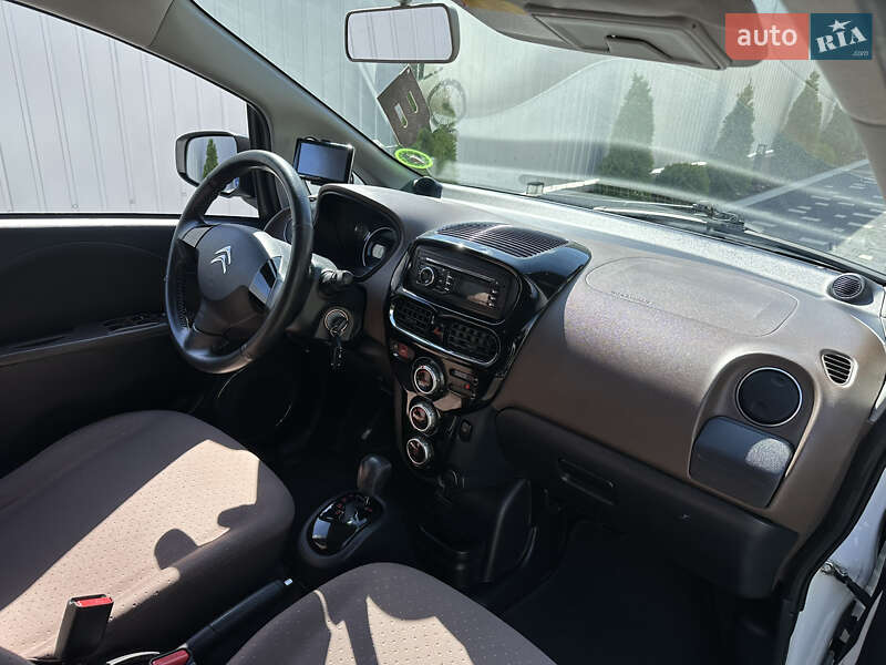 Хэтчбек Citroen C-Zero 2011 в Ужгороде