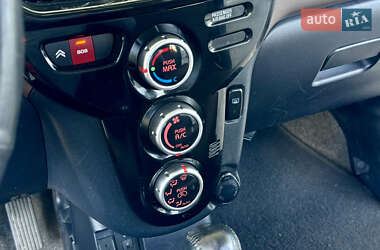 Хэтчбек Citroen C-Zero 2012 в 