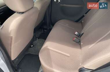 Хэтчбек Citroen C-Zero 2012 в 