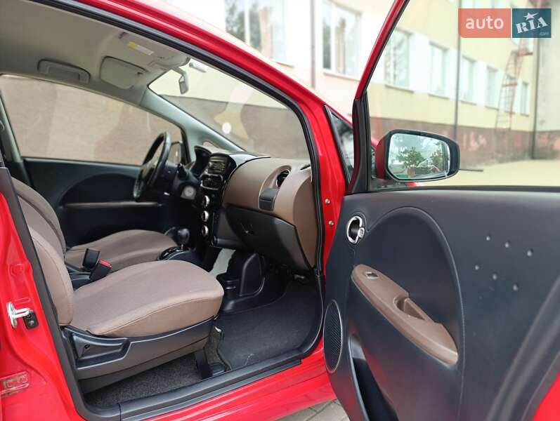 Хэтчбек Citroen C-Zero 2012 в Звягеле