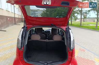 Хэтчбек Citroen C-Zero 2012 в 