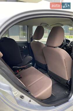 Хэтчбек Citroen C-Zero 2011 в 