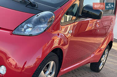 Хэтчбек Citroen C-Zero 2013 в 