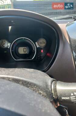 Хэтчбек Citroen C-Zero 2015 в 