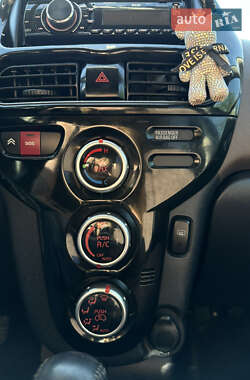 Хэтчбек Citroen C-Zero 2012 в 