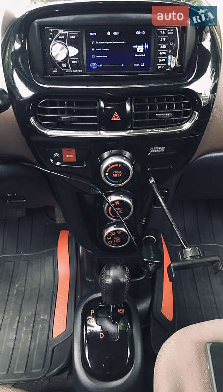 Хетчбек Citroen C-Zero 2011 в Києві