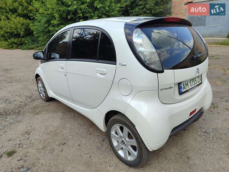 Хетчбек Citroen C-Zero 2011 в Сквирі