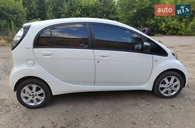 Хетчбек Citroen C-Zero 2011 в 