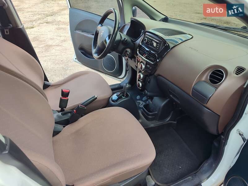 Хетчбек Citroen C-Zero 2011 в Сквирі