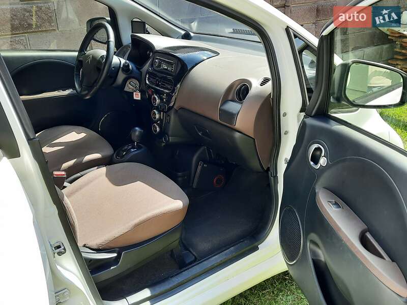 Хэтчбек Citroen C-Zero 2014 в Костополе