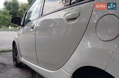 Хэтчбек Citroen C-Zero 2012 в 