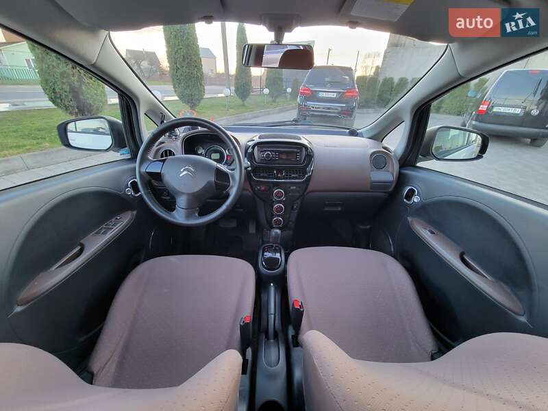 Хэтчбек Citroen C-Zero 2011 в Сарнах